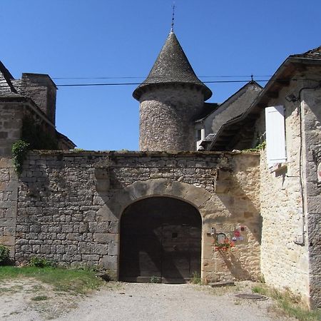 Chambres D'Hotes Du Hameau Les Brunes Bozouls Esterno foto