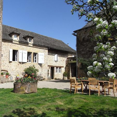 Chambres D'Hotes Du Hameau Les Brunes Bozouls Esterno foto
