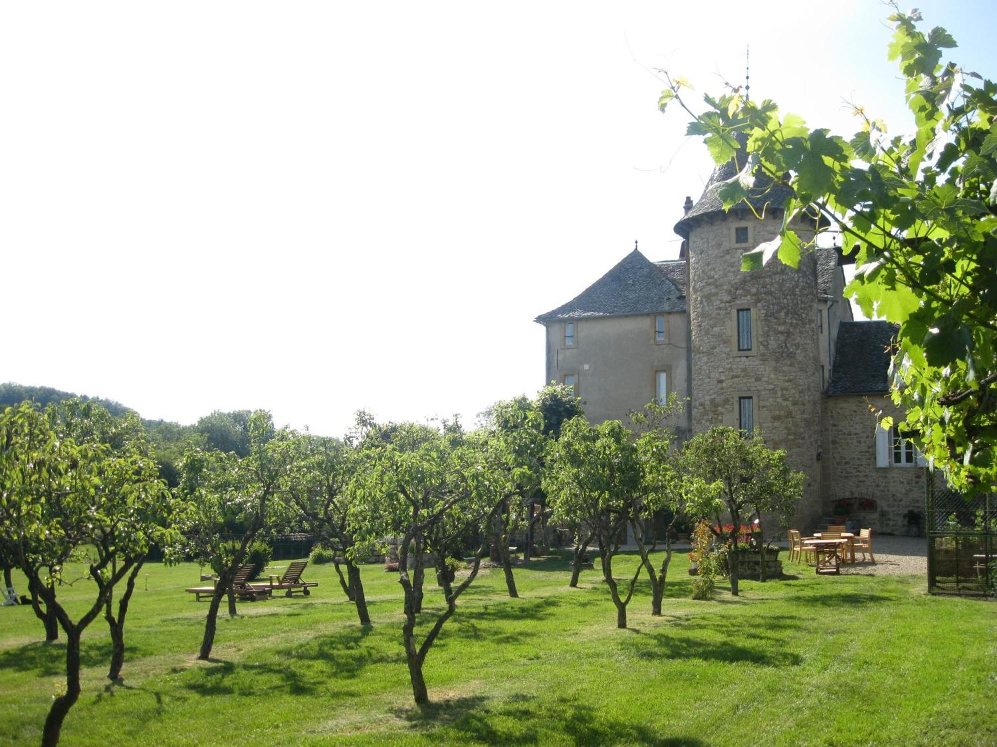 Chambres D'Hotes Du Hameau Les Brunes Bozouls Esterno foto